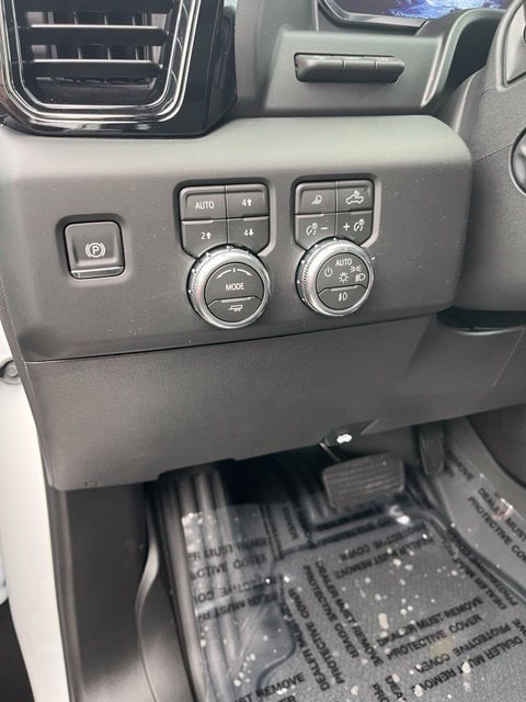 2026 GMC Sierra 1500 AT4 - Photo 14