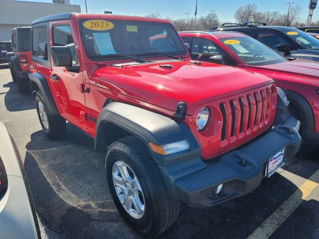 2023 Jeep Wrangler Sport S's photo