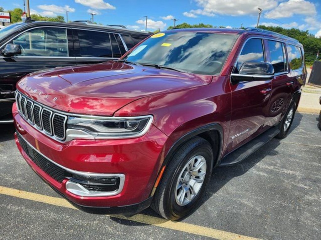Used 2024 Jeep Wagoneer L