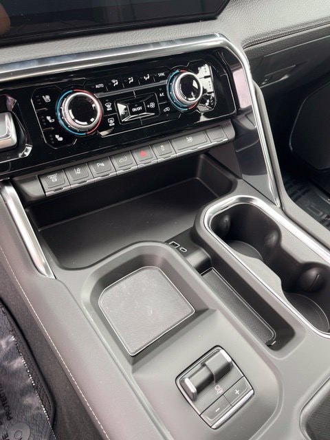 2026 GMC Sierra 3500HD Denali - Photo 19