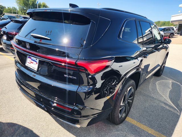 2026 Buick Enclave Sport Touring photo 3