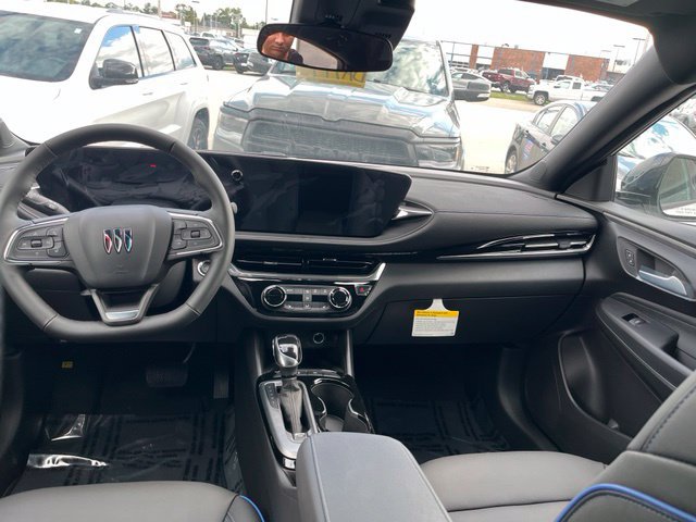 2026 Buick Envista Sport Touring - Photo 10