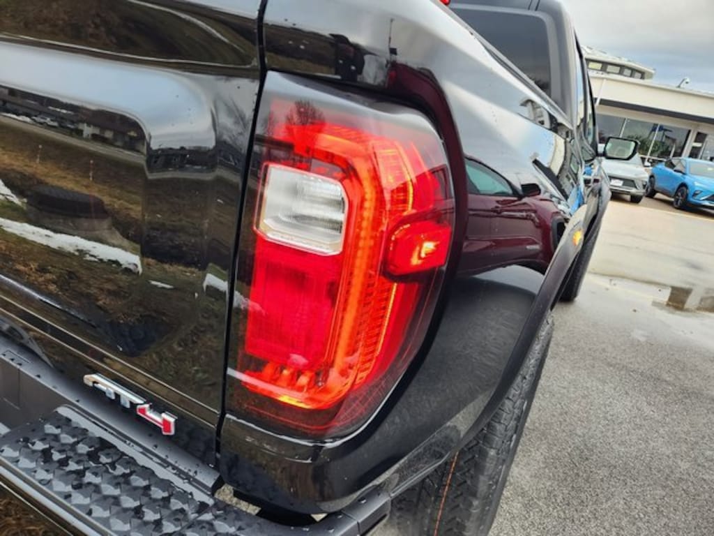 New 2026 GMC Canyon AT4 Truck