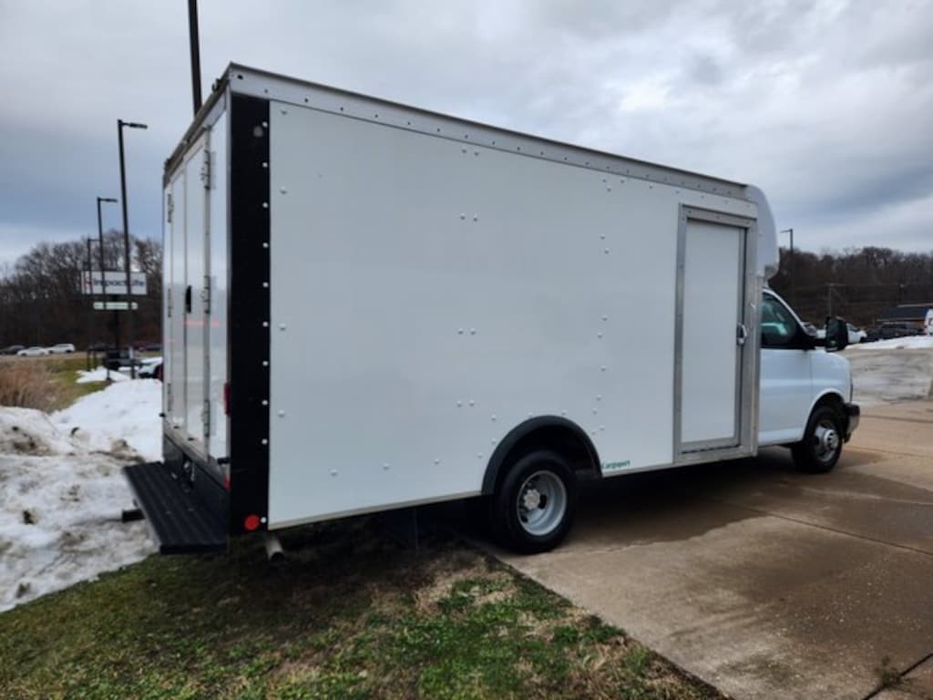 Used 2021 Chevrolet Express Cutaway 3500 Cutaway Van