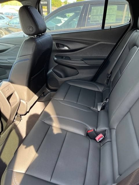2026 Buick Envista Sport Touring - Photo 8