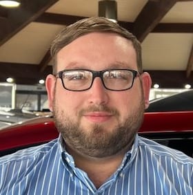 Staff member Noah Ruthy from ID_75e9492289e5