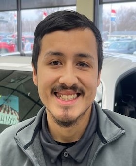 Staff member Ivan Gomez from ID_75e9492289e5