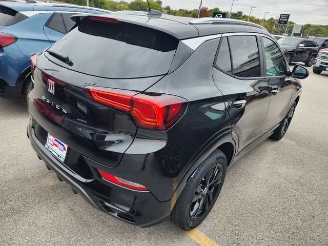 2026 Buick Encore GX Sport Touring photo 3