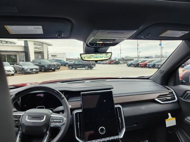 2026 GMC Acadia Denali - Photo 9