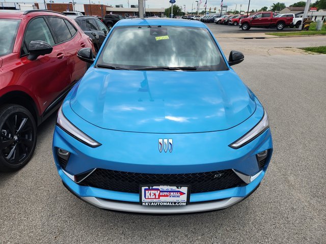 2025 Buick Envista ST photo 2