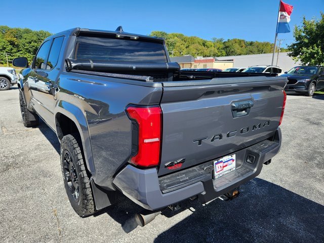 2024 Toyota Tacoma SR5 4x4 photo 4
