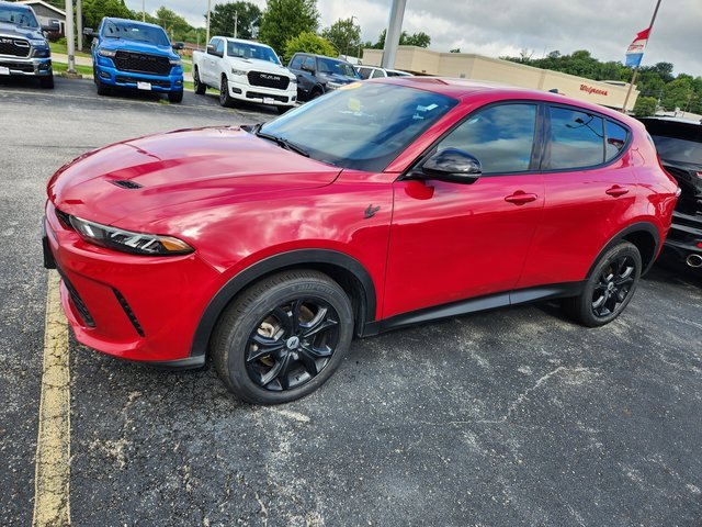 2024 Dodge Hornet GT photo 3