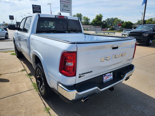 2025 Ram 1500 Laramie photo 4