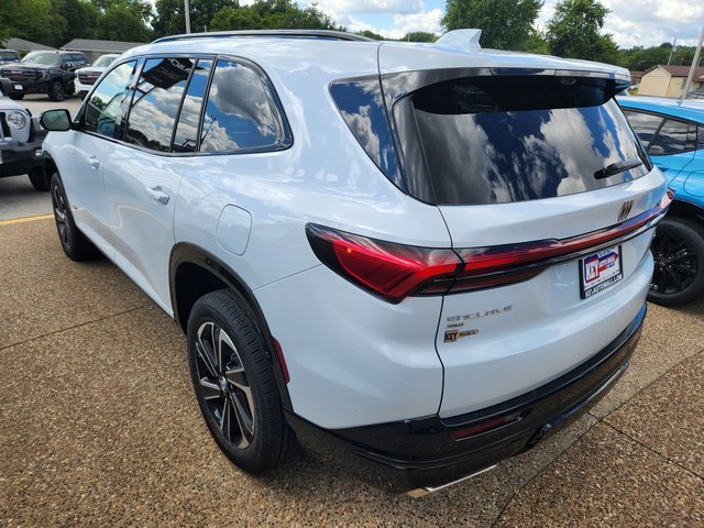 2026 Buick Enclave Sport Touring photo 3