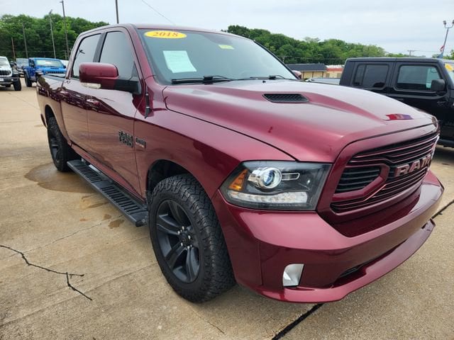 2018 RAM 1500 Sport 4x4 Crew Cab 5'7's photo