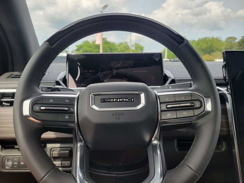 2025 GMC Sierra EV Denali - Photo 16