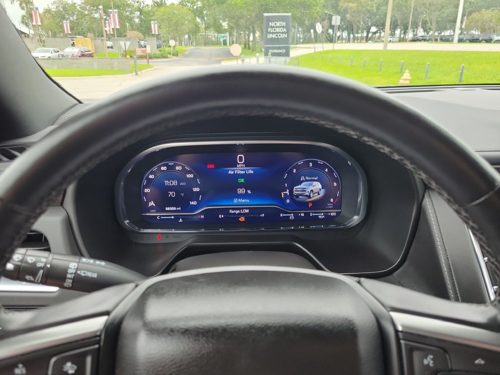 2024 Chevrolet Suburban LT - Photo 23