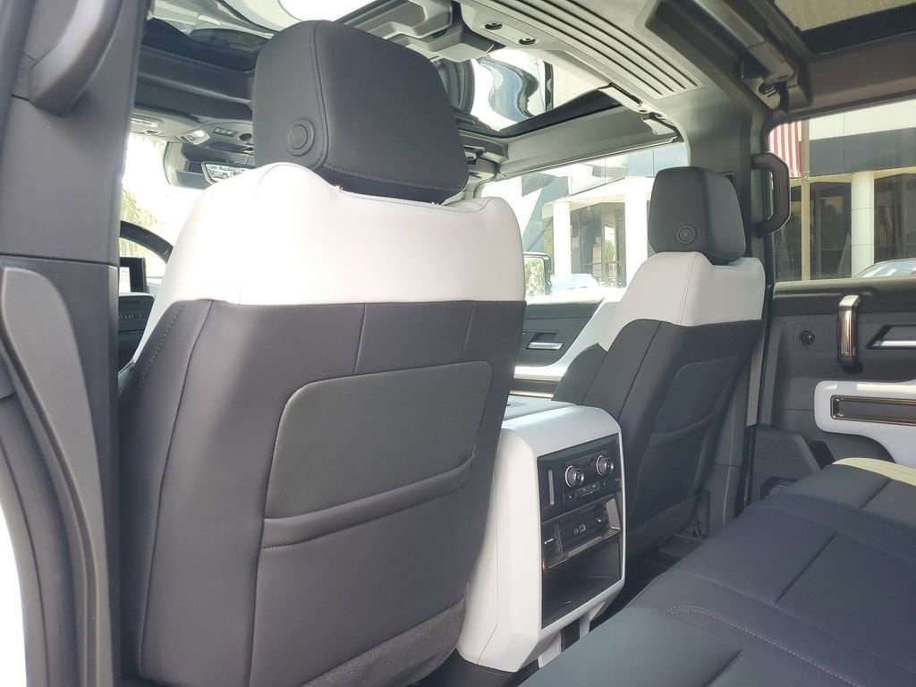 2025 GMC HUMMER EV 3X - Photo 14