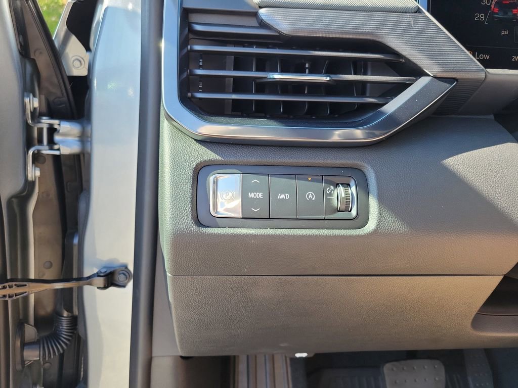 2026 GMC Acadia AT4 - Photo 15