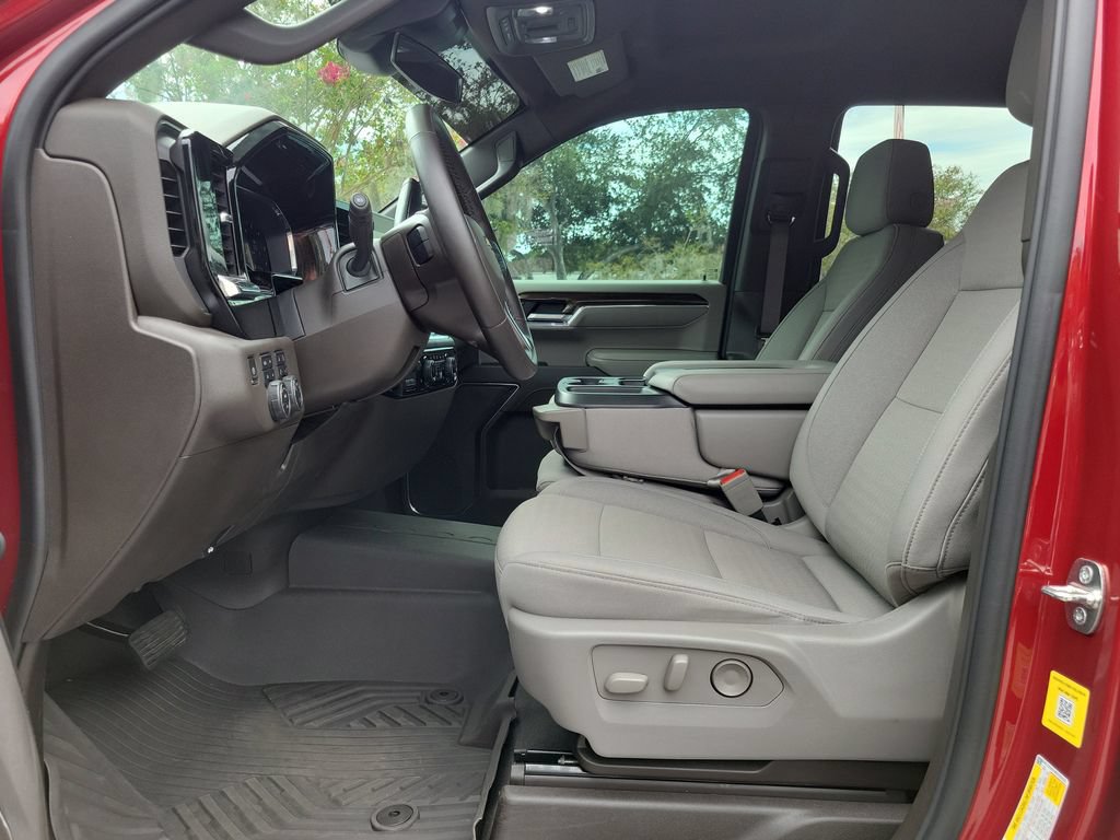 2024 Chevrolet Silverado 1500 LT - Photo 21