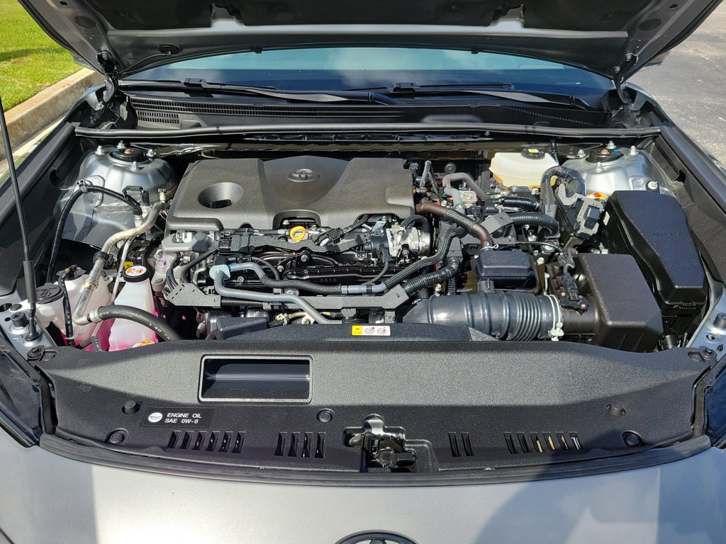 2025 Toyota Camry SE - Photo 33