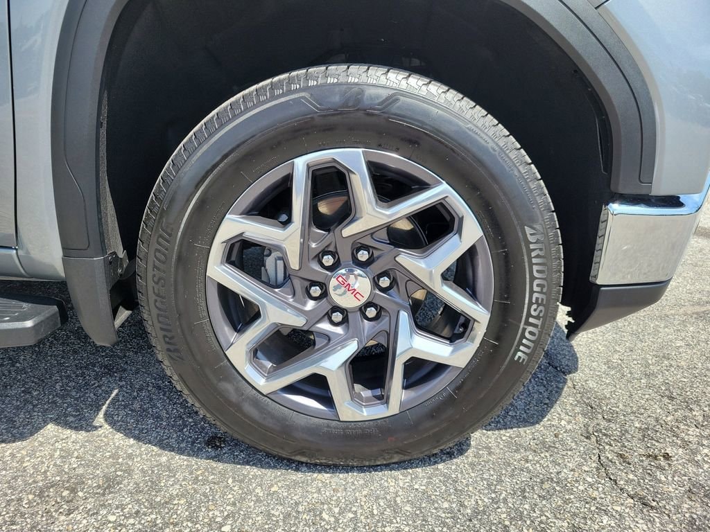 2026 GMC Sierra 1500 SLT - Photo 6