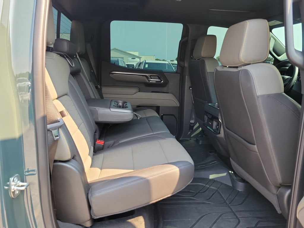 2026 Chevrolet Silverado 1500 ZR2 - Photo 24