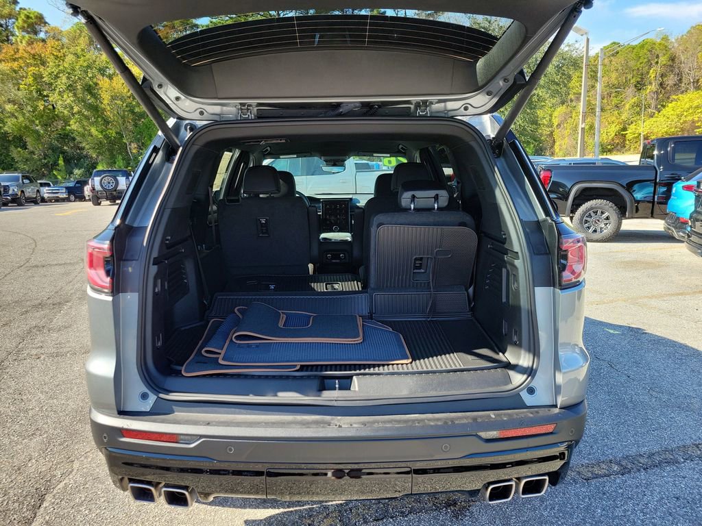 2026 GMC Acadia AT4 - Photo 6