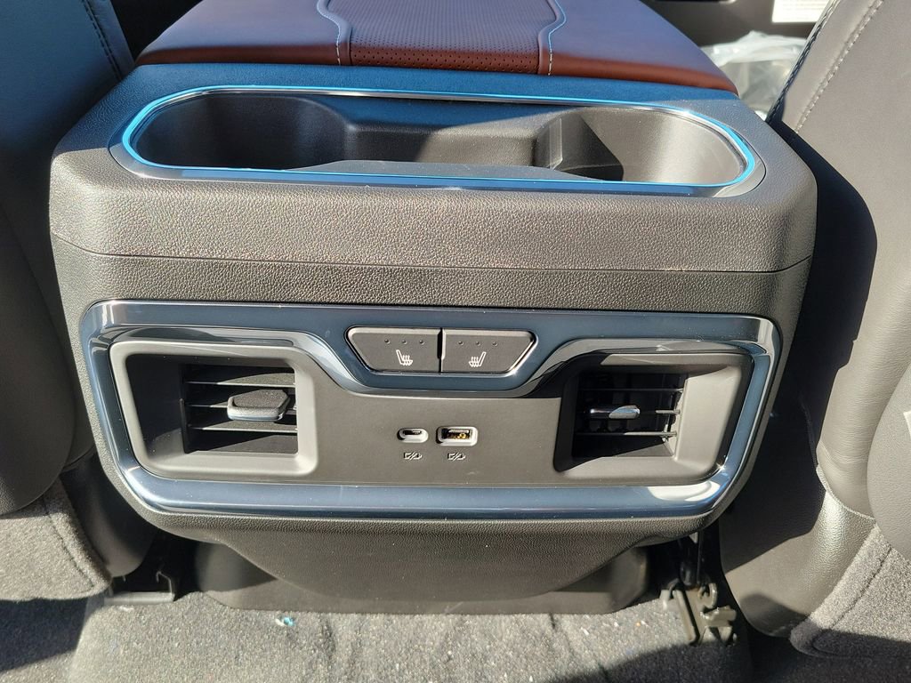 2026 GMC Sierra 2500HD Denali Ultimate - Photo 16