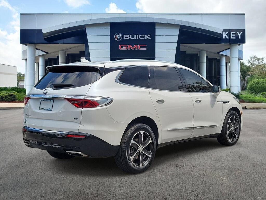 Used 2022 Buick Enclave Essence SUV