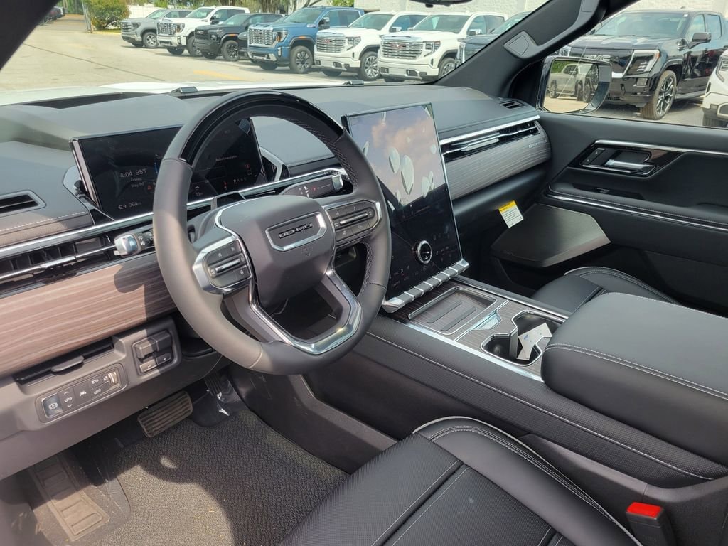 2025 GMC Sierra EV Denali - Photo 11