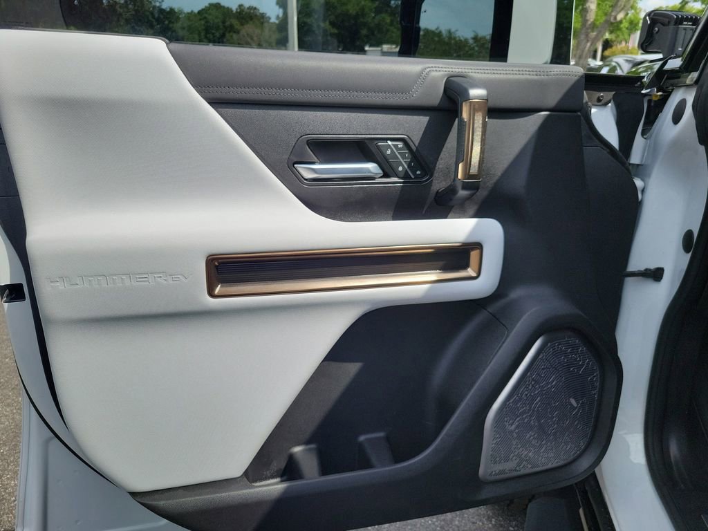 2024 GMC HUMMER EV 3X - Photo 17