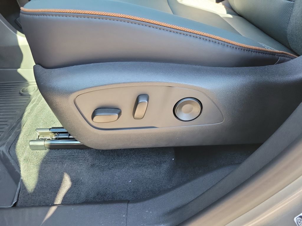 2026 GMC Acadia AT4 - Photo 14