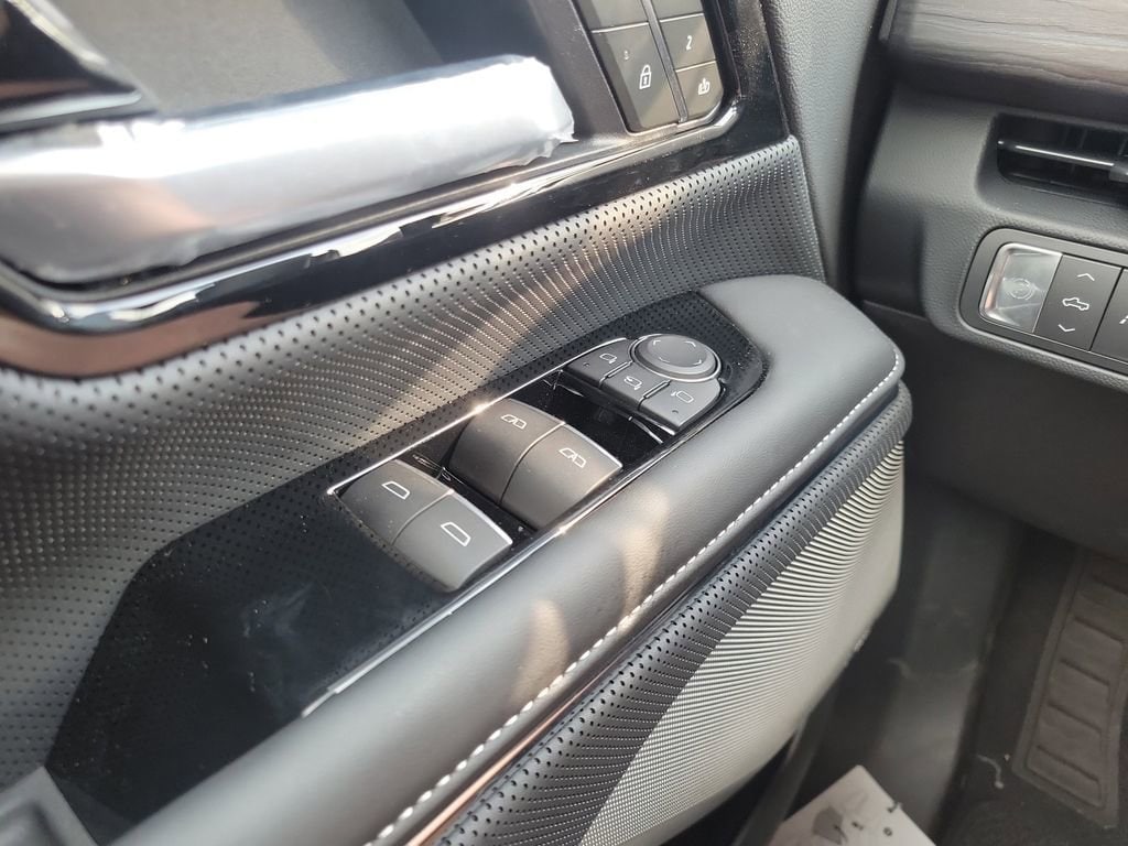 2025 GMC Sierra EV Denali - Photo 9