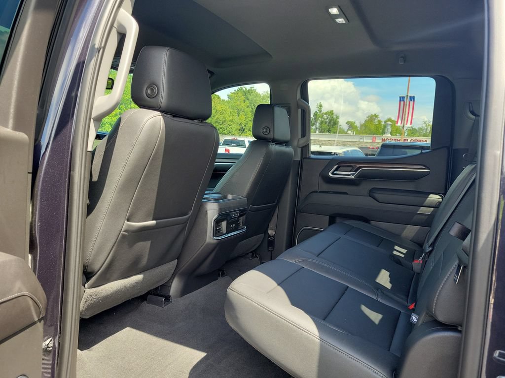 2023 GMC Sierra 1500 SLT - Photo 12