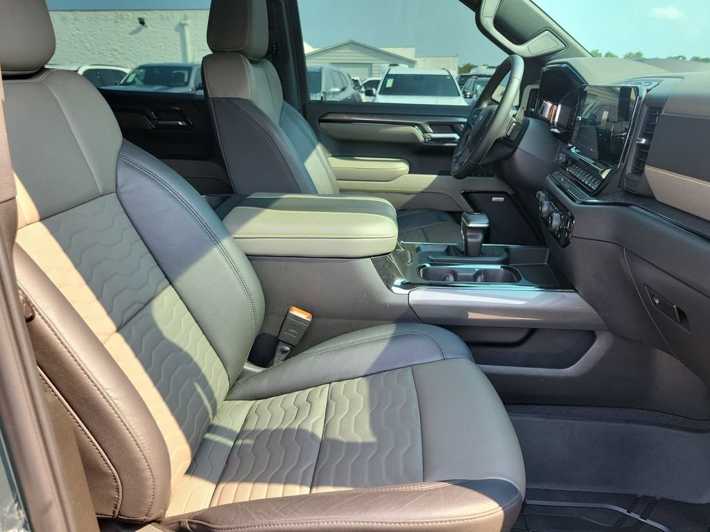 2026 Chevrolet Silverado 1500 ZR2 - Photo 19