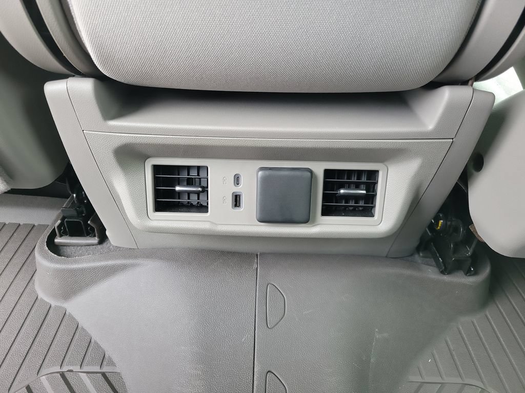 2024 Chevrolet Silverado 1500 LT - Photo 15