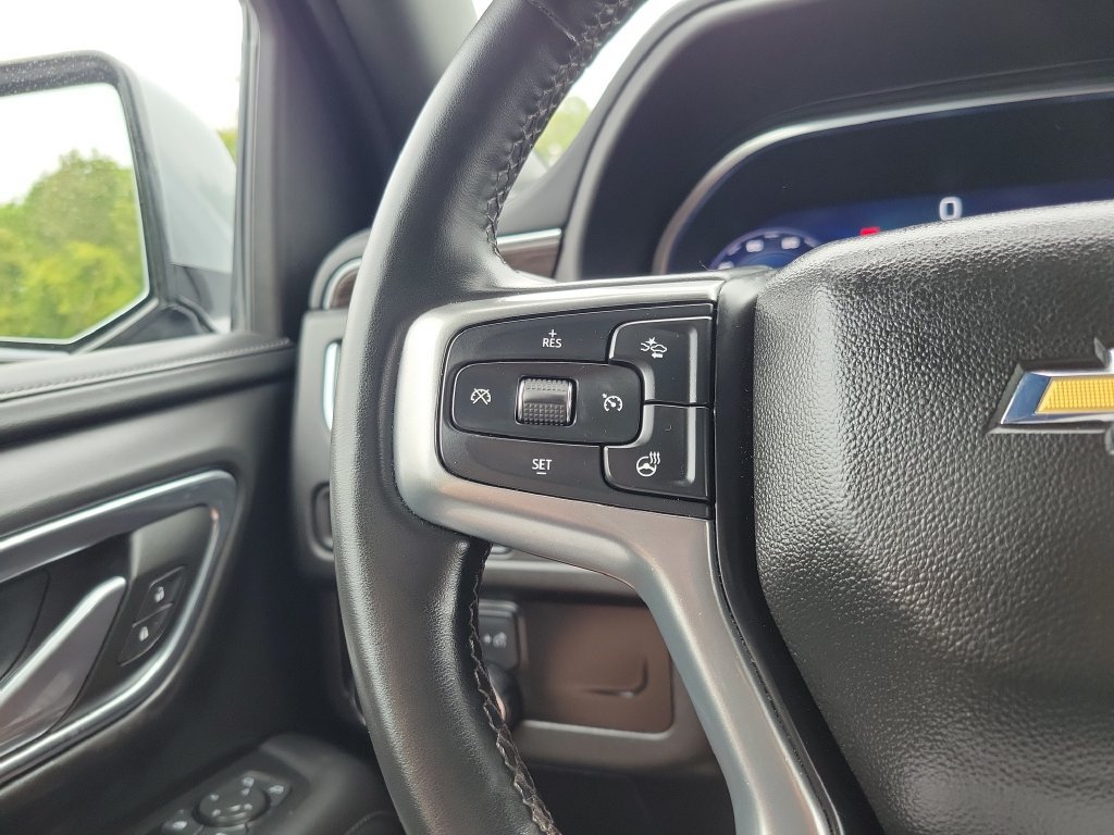 2024 Chevrolet Suburban LT - Photo 20