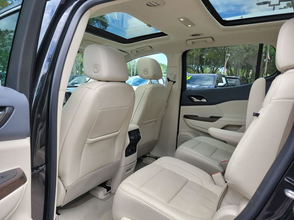 2023 GMC Acadia Denali - Photo 13