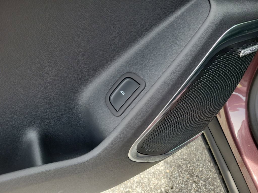2025 GMC Acadia Elevation - Photo 10