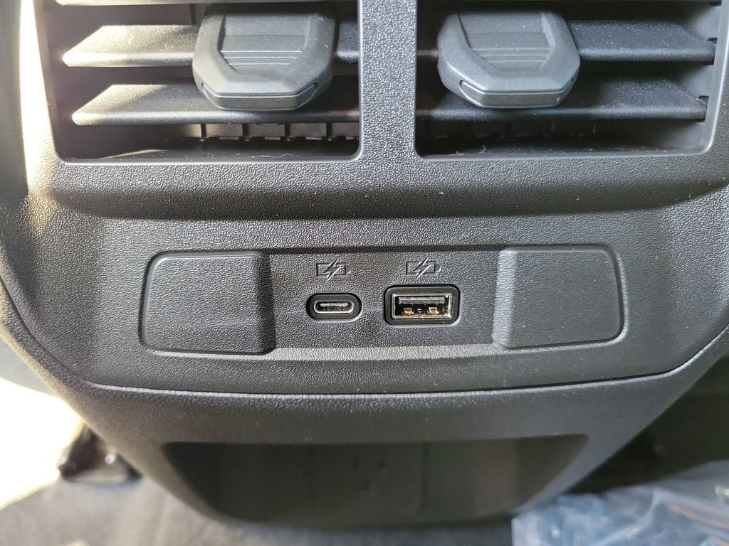 2026 GMC Canyon Elevation - Photo 13