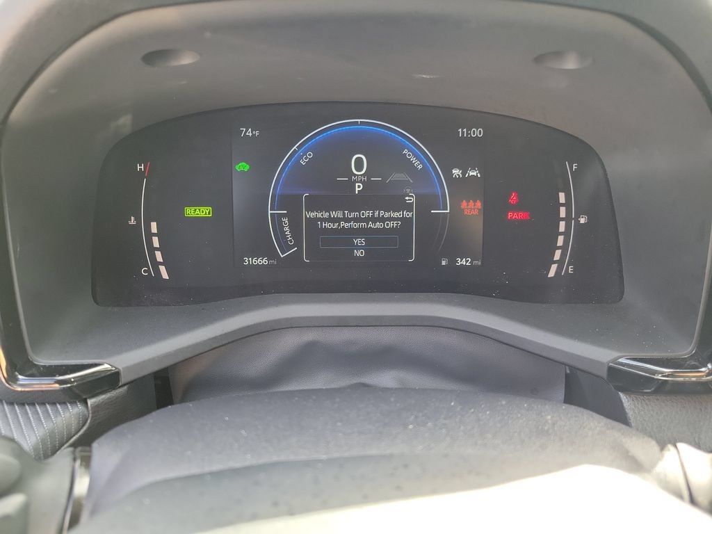 2025 Toyota Camry SE - Photo 26