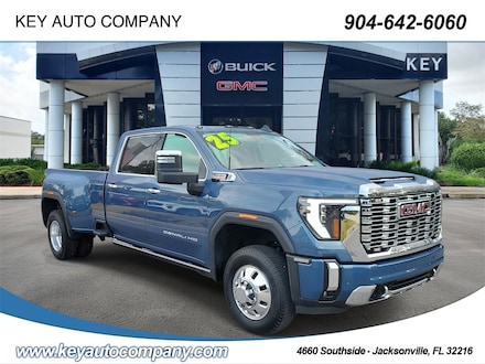 2025 GMC Sierra 3500 HD Denali Truck Crew Cab
