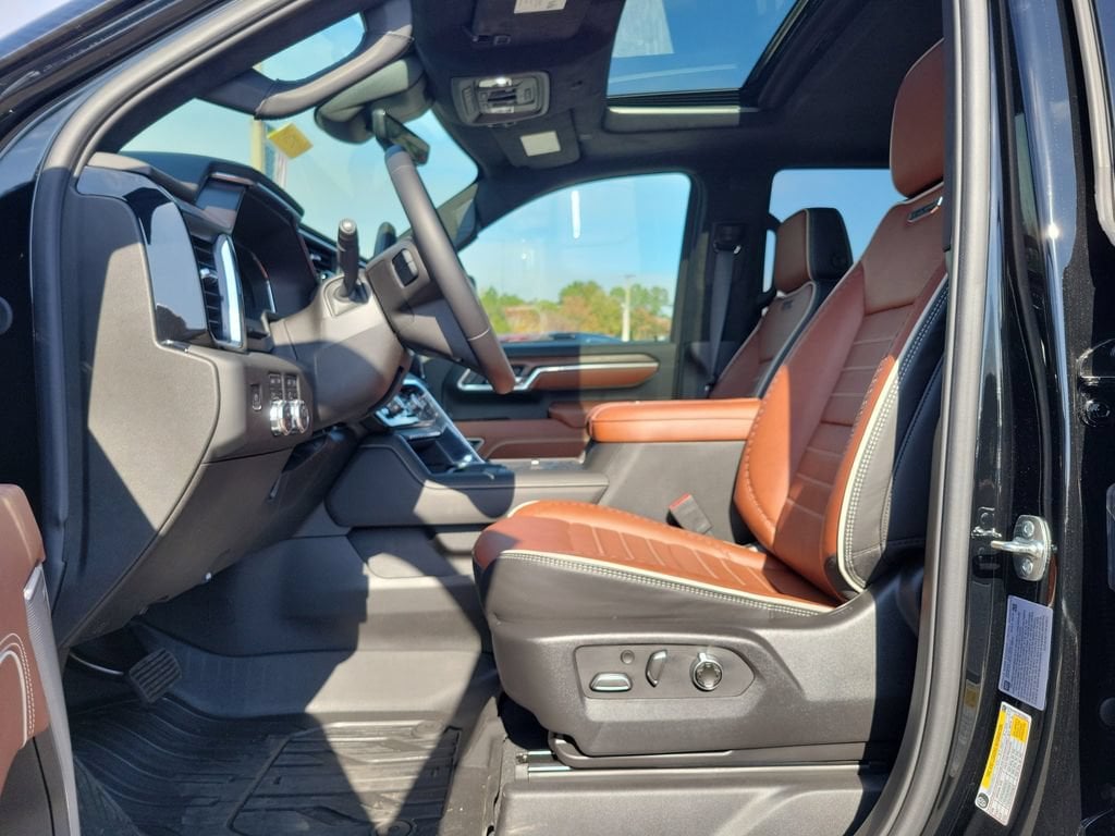 2025 GMC Sierra 3500HD Denali Ultimate - Photo 21