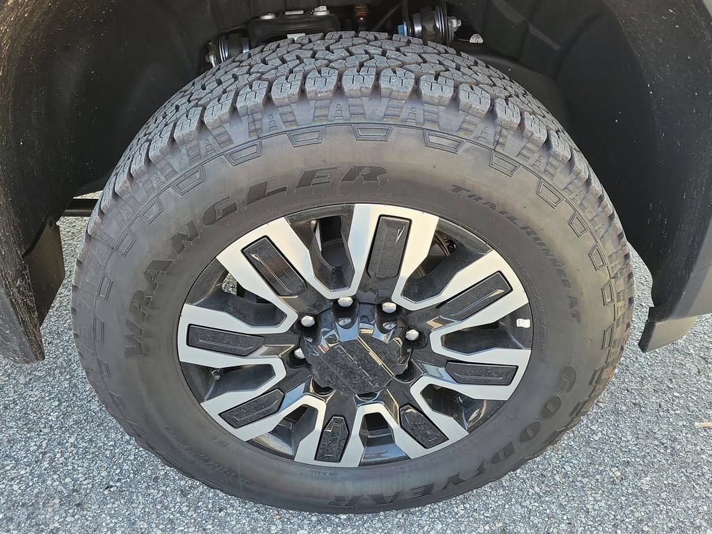 2025 GMC Sierra 3500HD Denali Ultimate - Photo 6