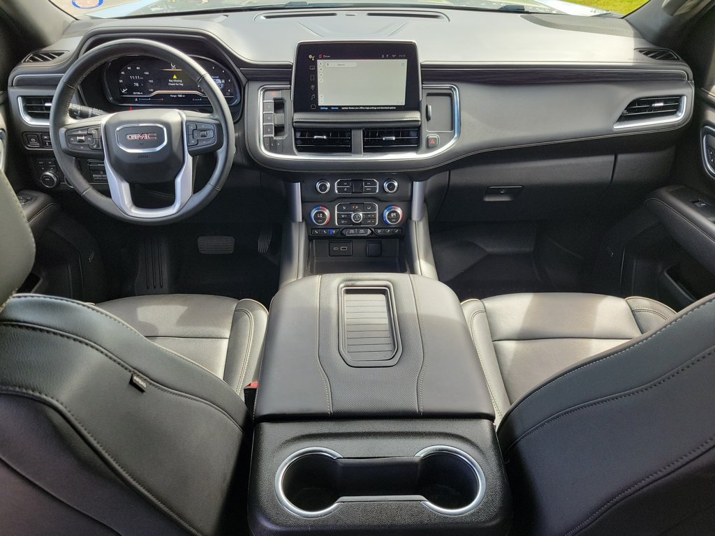 2024 GMC Yukon SLT - Photo 18