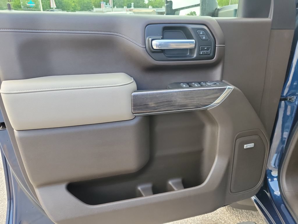 2021 Chevrolet Silverado 2500HD LTZ - Photo 43