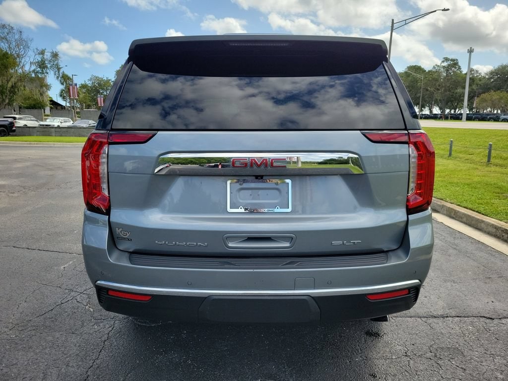 2024 GMC Yukon SLT - Photo 8