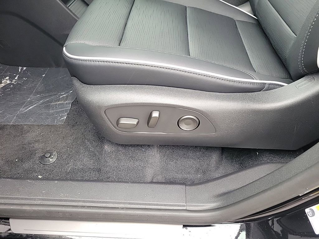 2025 Buick Enclave Sport Touring - Photo 13