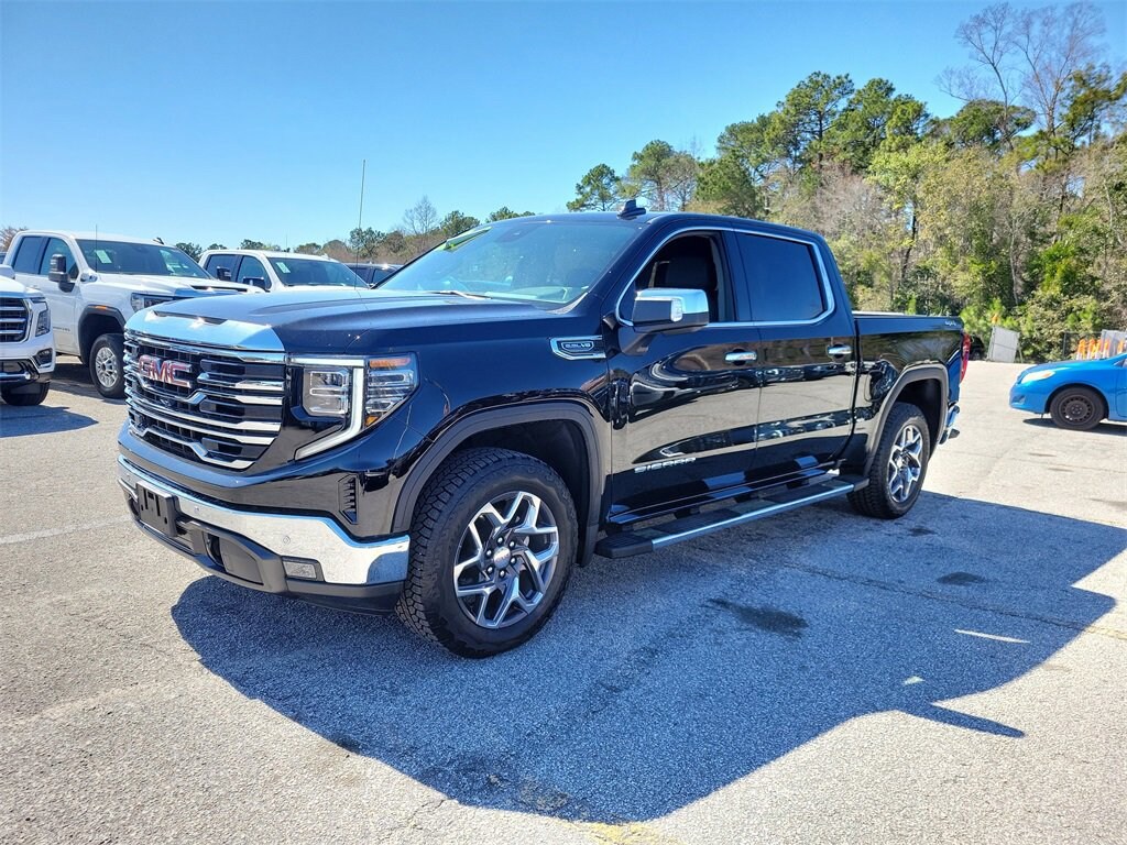Certified 2026 GMC Sierra 1500 SLT Truck Crew Cab